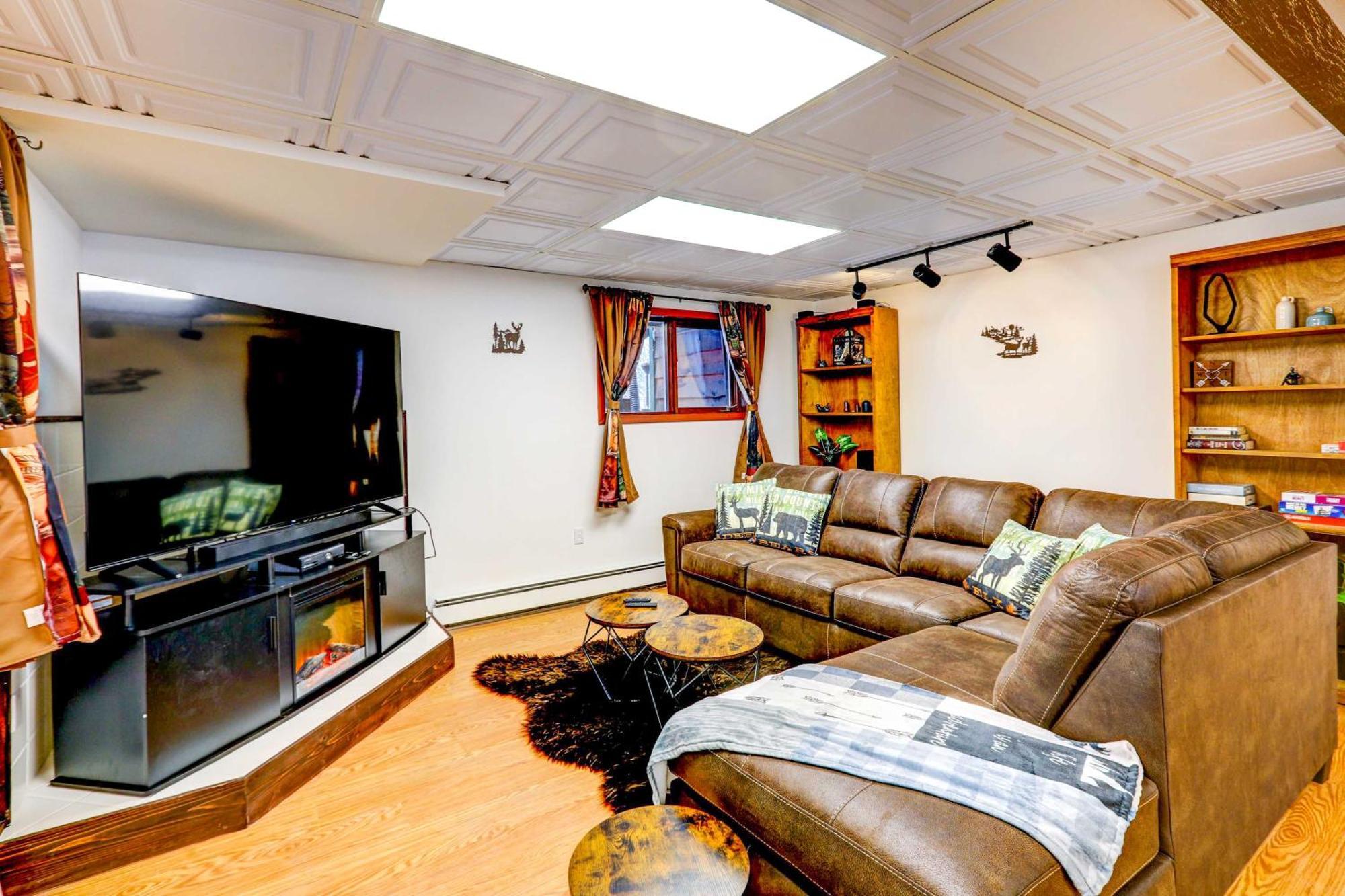 Ideally Located Fairbanks Vacation Rental! Exterior photo